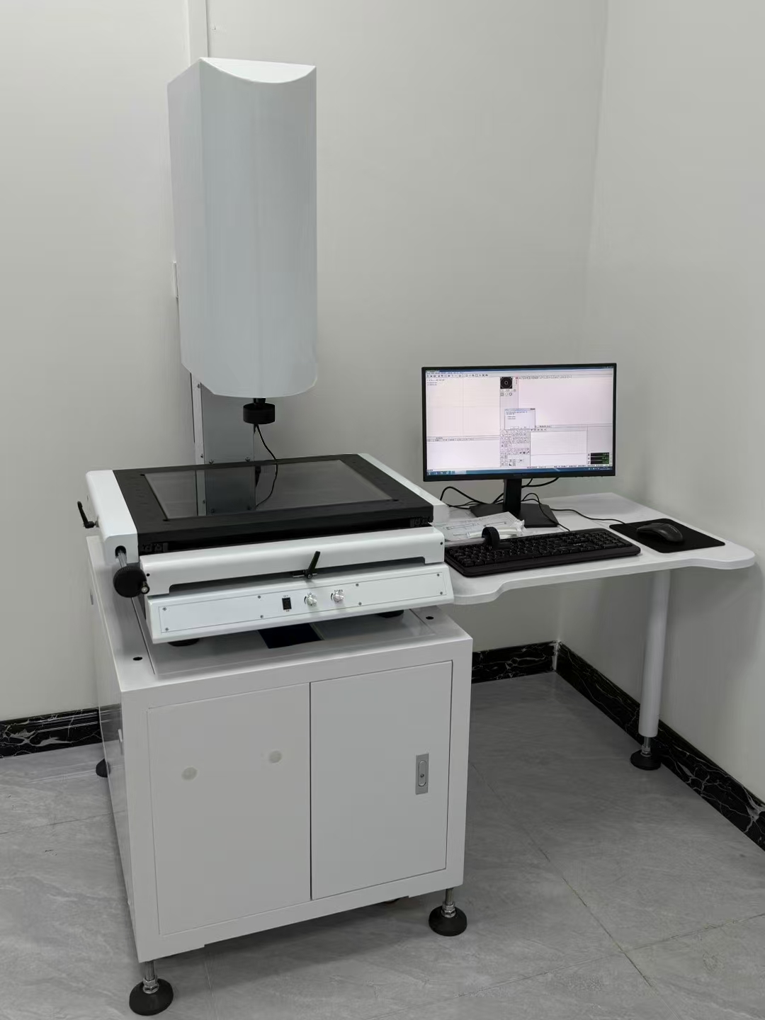 Manual 2D Vision Measuring Machine 2010 (200×100mm) - News - 1